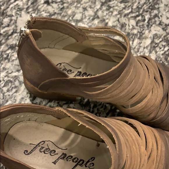 Shoes - Picture 2 of 5